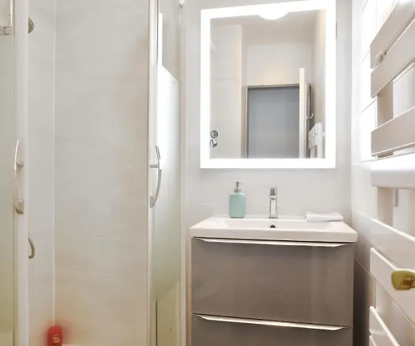 Très Bel 8 Personnes Wifi Offert